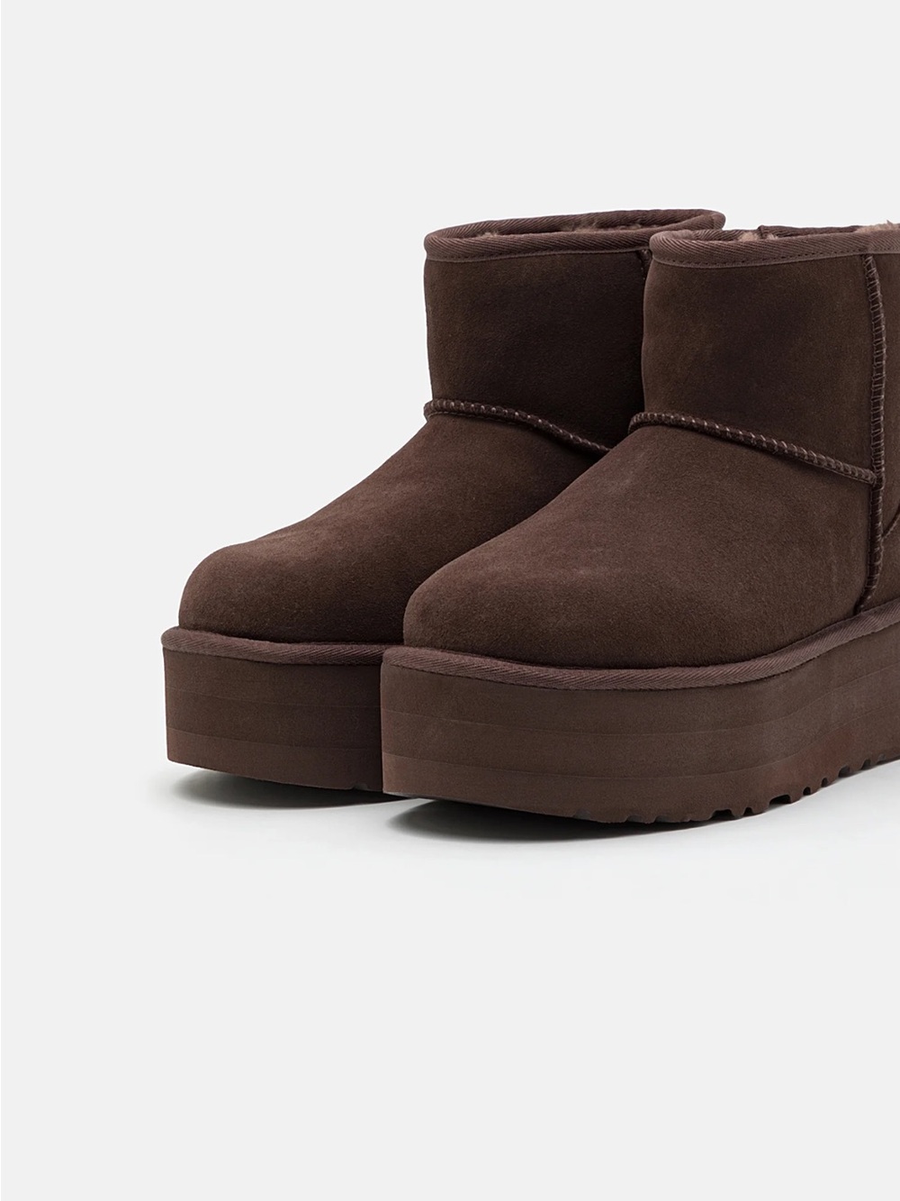 UGG womens Classic Mini Platform boots sz 10